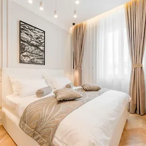 Luxury L'avenue Split